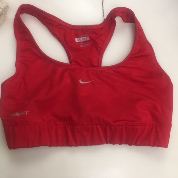 red nike sports bra 